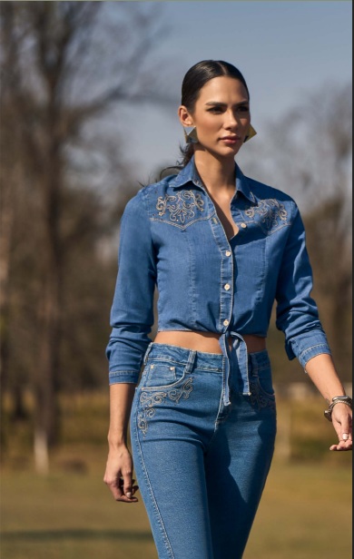 Conjunto-Calca-e-Camisa-Jeans-Manga-Longa-Inverno-Oposicao-Jeans-Estilista-Juliana-Hartk 1